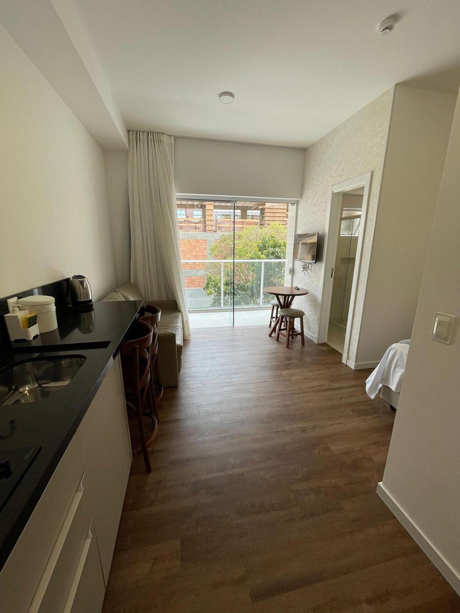 Condominio Vila Do Centro ボンビーニャス エクステリア 写真